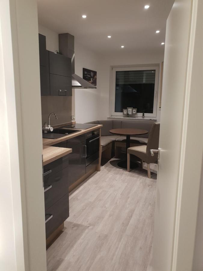 Ferienwohnung Mit Jacuzzi Naehe Flughafen Koeln Bonn Troisdorf Ngoại thất bức ảnh