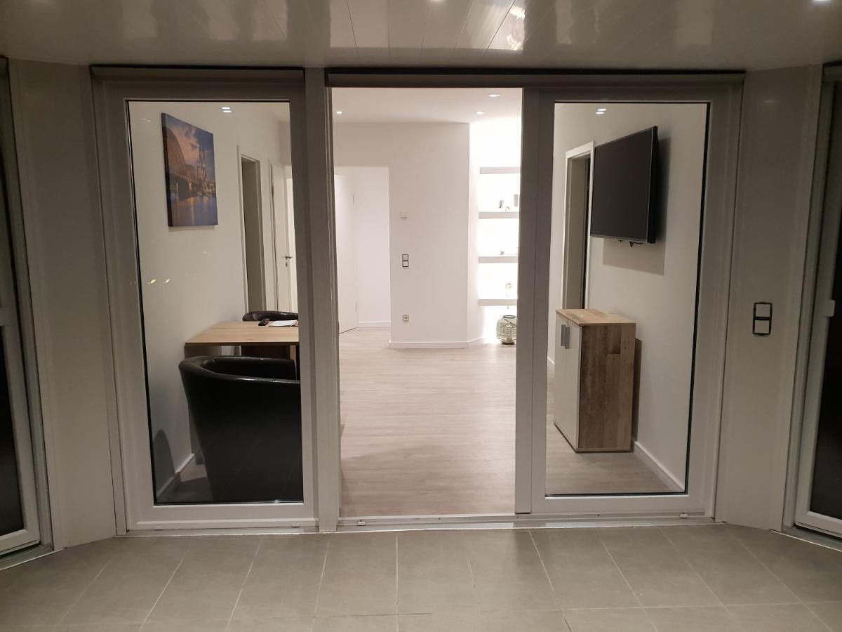 Ferienwohnung Mit Jacuzzi Naehe Flughafen Koeln Bonn Troisdorf Ngoại thất bức ảnh