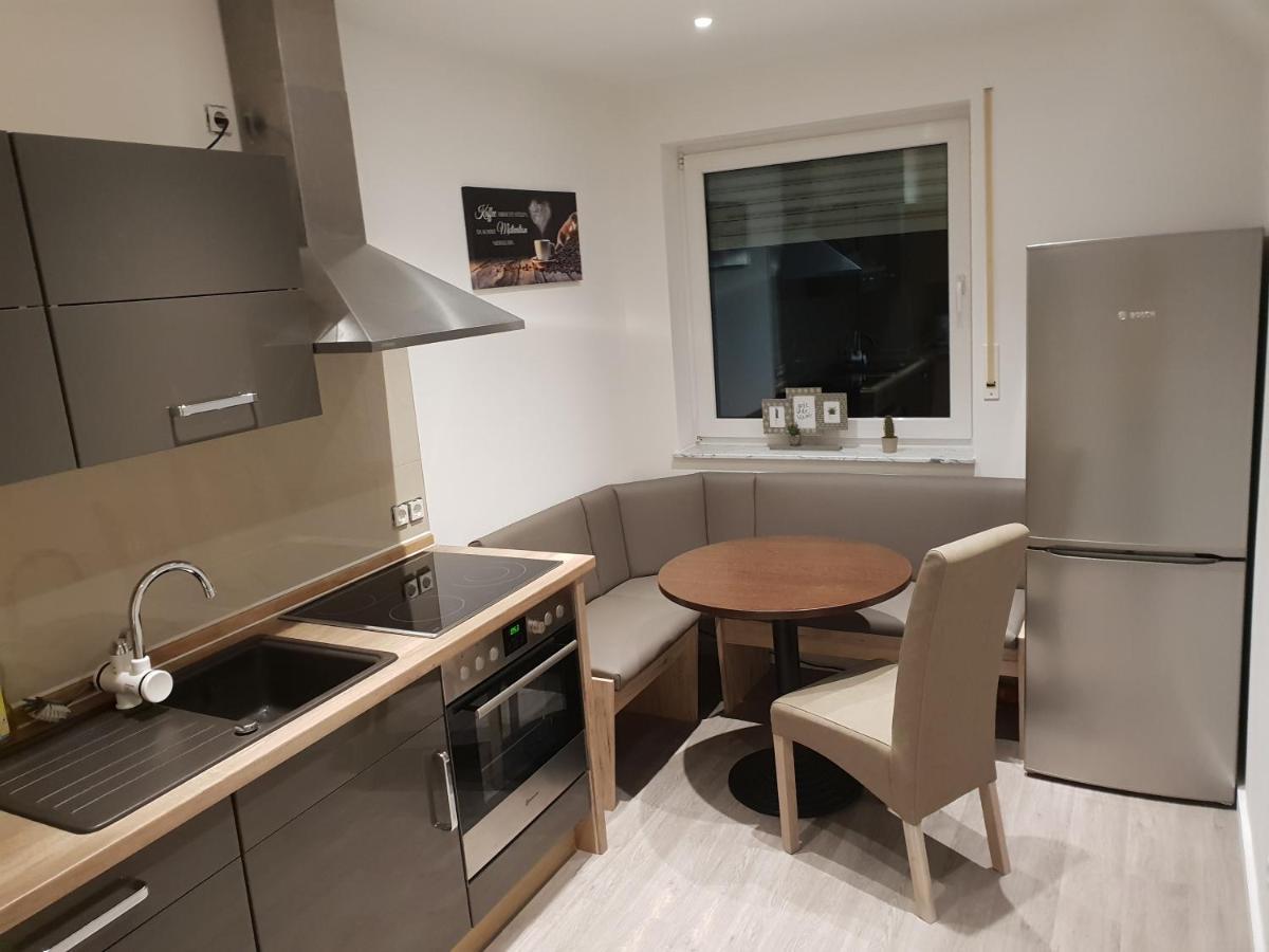 Ferienwohnung Mit Jacuzzi Naehe Flughafen Koeln Bonn Troisdorf Ngoại thất bức ảnh